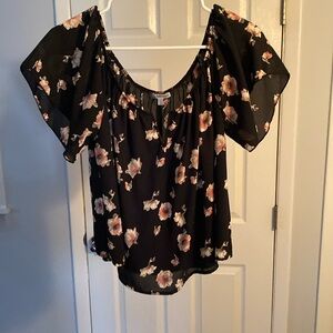 Black floral women’s crop top